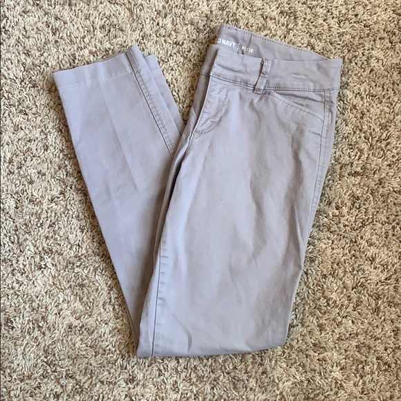 Old Navy Pants - Old Navy Pixie Pant